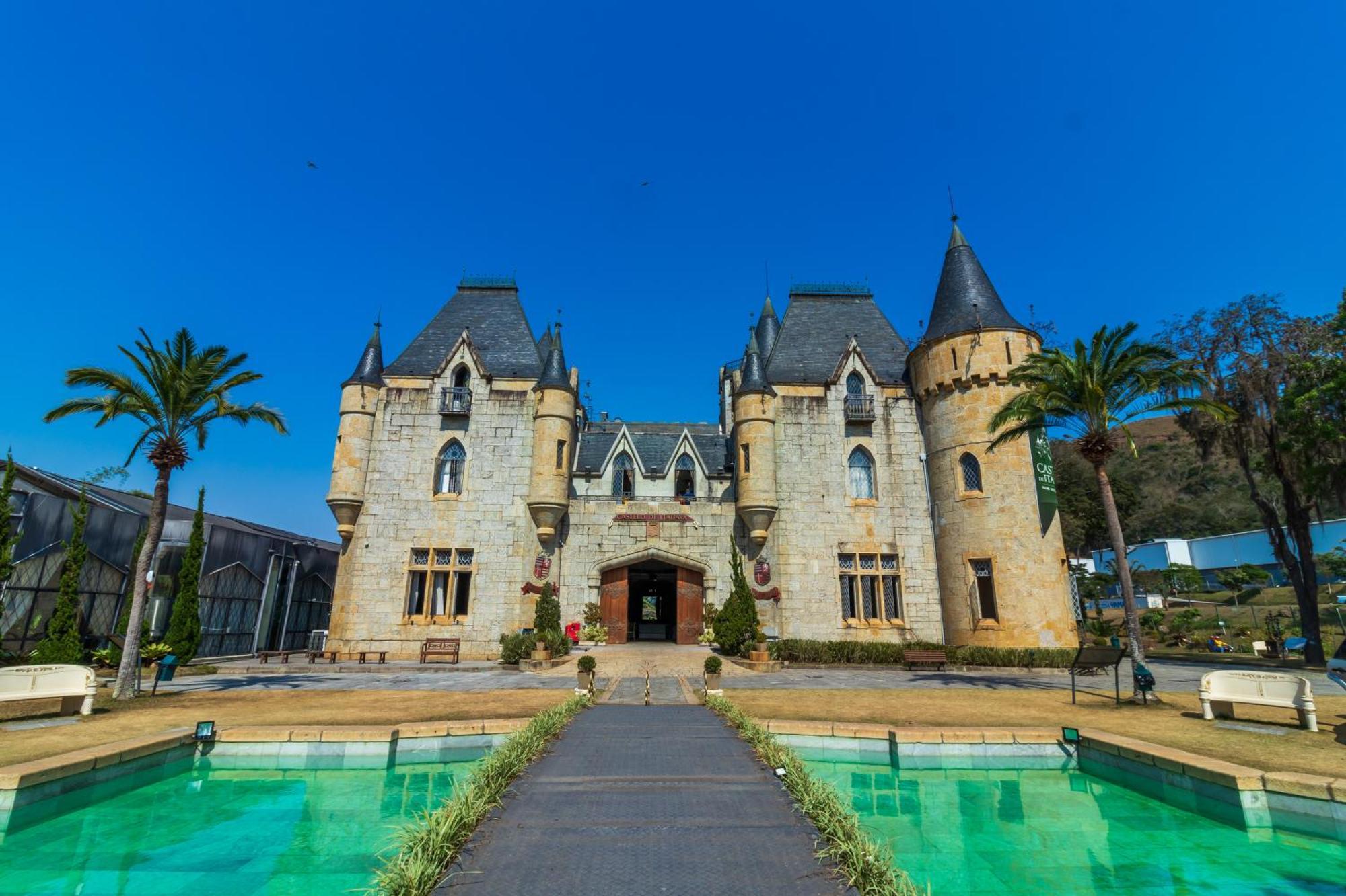 Castelo De Itaipava - Hotel, Eventos E Gastronomia Eksteriør bilde